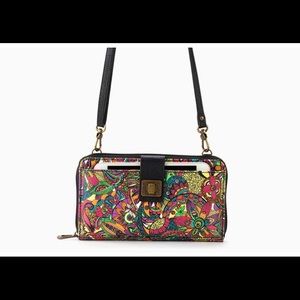 Super cute Sakroots smartphone crossbody in rainbow spirit desert design